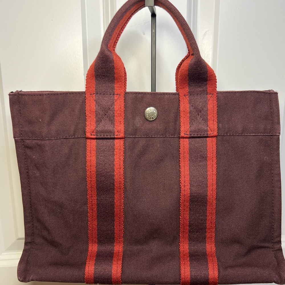 Hermès Fourre Tout Canvas Handbag Tote Bag in Bordeaux with Red Accents